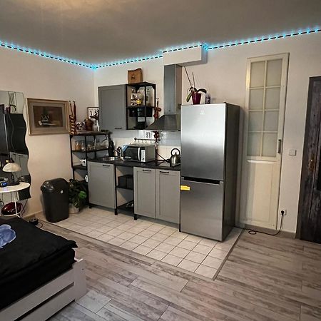 Monfas Apartment Provence In Praga Zewnętrze zdjęcie
