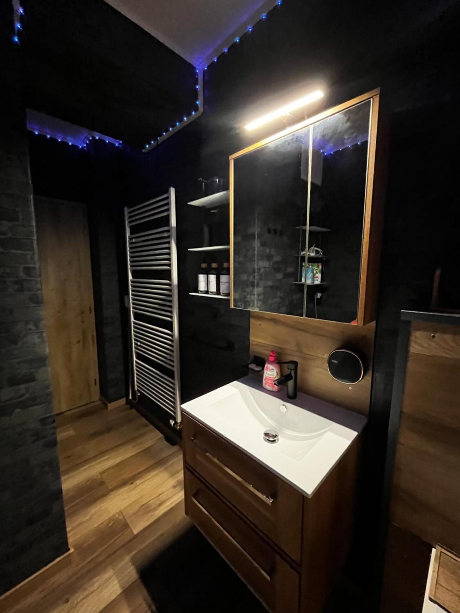 Monfas Apartment Provence In Praga Zewnętrze zdjęcie