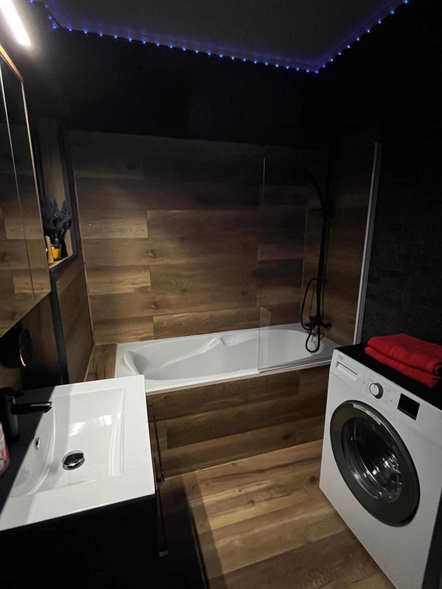 Monfas Apartment Provence In Praga Zewnętrze zdjęcie
